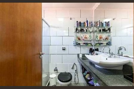 Casa à venda com 140m², 4 quartos e 2 vagas