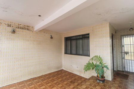 Casa à venda com 139m², 2 quartos e 2 vagas Casa à venda com 139m², 2 quartos e 2 vagasGaragem
