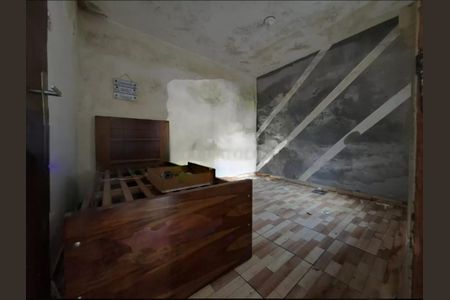 Casa à venda com 142m², 2 quartos e 1 vaga