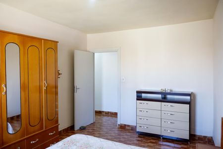 Casa à venda com 266m², 3 quartos e sem vaga Casa à venda com 266m², 3 quartos e sem vagaQuarto 1