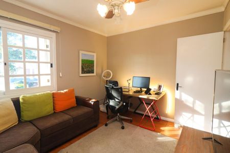 Casa de condomínio à venda com 238m², 3 quartos e 2 vagasQuarto 2