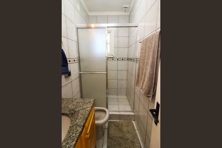 Casa de condomínio à venda com 238m², 3 quartos e 2 vagasBanheiro Social