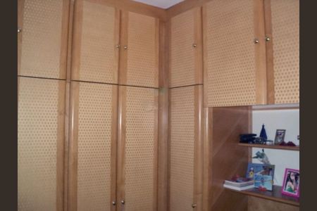 Casa à venda com 352m², 3 quartos e 4 vagas