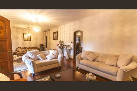 Casa à venda com 580m², 4 quartos e 10 vagas