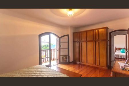 Casa à venda com 580m², 4 quartos e 10 vagas