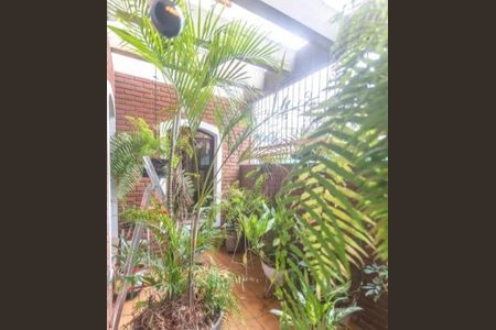 Casa à venda com 580m², 4 quartos e 10 vagas