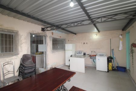 Casa à venda com 500m², 3 quartos e 3 vagasCasa 1 - Área de Serviço