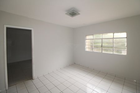 Casa à venda com 500m², 3 quartos e 3 vagasCasa 2 - Sala