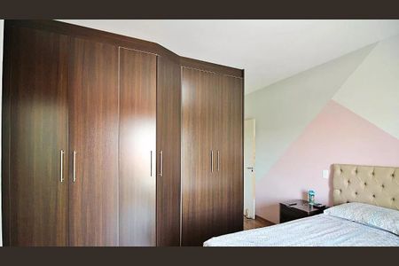 Casa à venda com 194m², 3 quartos e 4 vagas