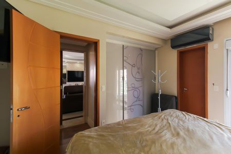 Apartamento à venda com 130m², 3 quartos e 3 vagas Apartamento à venda com 130m², 3 quartos e 3 vagasSuíte 1