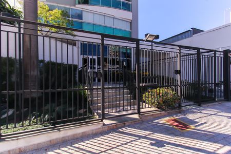 Apartamento à venda com 130m², 3 quartos e 3 vagas Apartamento à venda com 130m², 3 quartos e 3 vagasFachada