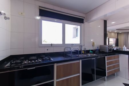 Apartamento à venda com 130m², 3 quartos e 3 vagas Apartamento à venda com 130m², 3 quartos e 3 vagasCozinha