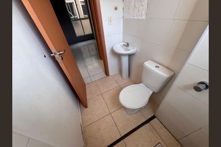 Apartamento à venda com 42m², 2 quartos e 1 vaga Apartamento à venda com 42m², 2 quartos e 1 vagaBanheiro