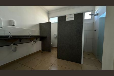 Apartamento à venda com 60m², 2 quartos e 1 vagaSalão de Festas - Banheiro