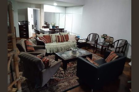 Apartamento à venda com 240m², 4 quartos e 1 vaga