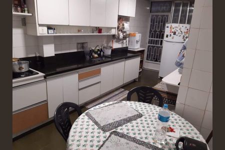 Apartamento à venda com 240m², 4 quartos e 1 vaga