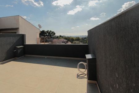 Casa à venda com 210m², 3 quartos e 4 vagasVaranda da Suíte 1