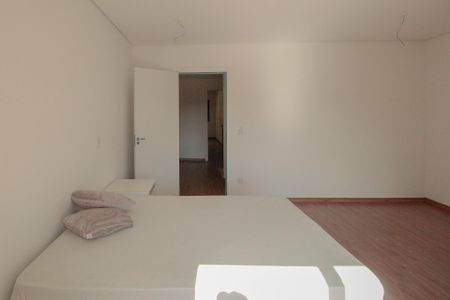 Casa à venda com 210m², 3 quartos e 4 vagasSuíte 1