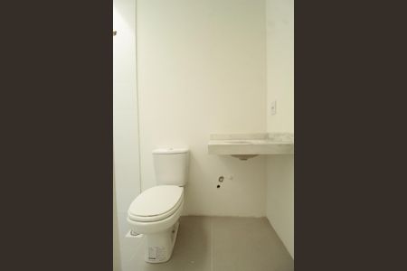 Casa à venda com 210m², 3 quartos e 4 vagasBanheiro da Suíte 2