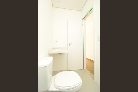 Casa à venda com 210m², 3 quartos e 4 vagasBanheiro da Suíte 2