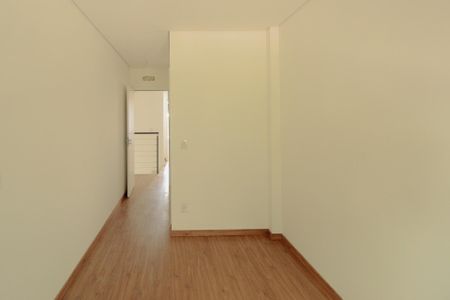 Casa à venda com 210m², 3 quartos e 4 vagasSuíte 2