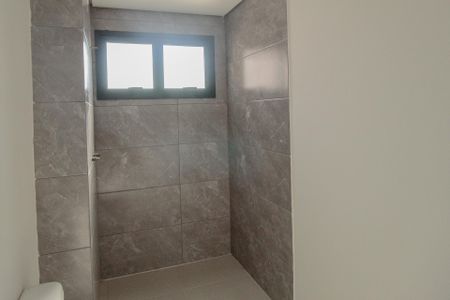 Casa à venda com 210m², 3 quartos e 4 vagasBanheiro da Suíte 1