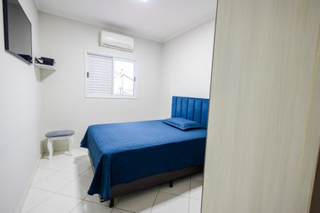 Casa à venda com 75m², 2 quartos e 1 vaga Casa à venda com 75m², 2 quartos e 1 vagaQuarto