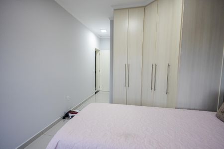 Casa à venda com 75m², 2 quartos e 1 vaga Casa à venda com 75m², 2 quartos e 1 vagaQuarto 2