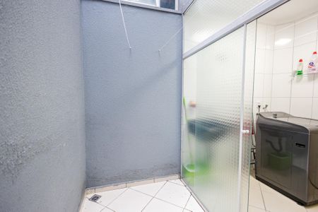 Casa à venda com 75m², 2 quartos e 1 vaga Casa à venda com 75m², 2 quartos e 1 vagaÁrea de Serviço