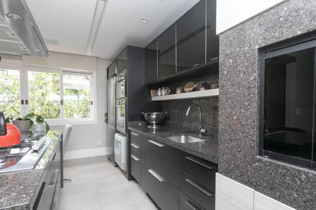Casa de condomínio à venda com 301m², 4 quartos e 2 vagas Casa de condomínio à venda com 301m², 4 quartos e 2 vagas3° andar