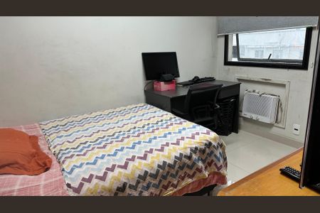 Apartamento à venda com 172m², 4 quartos e 2 vagasQuarto 3