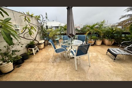 Apartamento à venda com 172m², 4 quartos e 2 vagasCobertura