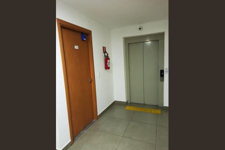 Apartamento à venda com 42m², 2 quartos e 1 vaga Apartamento à venda com 42m², 2 quartos e 1 vagaÁrea Comum