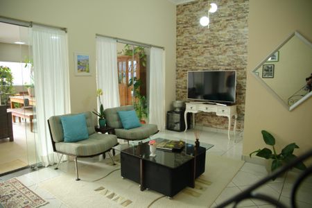 Casa à venda com 248m², 4 quartos e 10 vagasÁrea comum