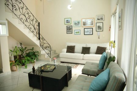 Casa à venda com 248m², 4 quartos e 10 vagasÁrea comum