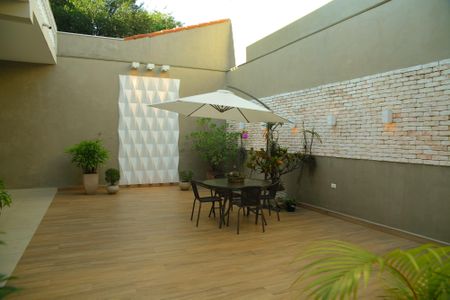 Casa à venda com 248m², 4 quartos e 10 vagasÁrea comum