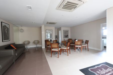 Apartamento para alugar com 57m², 2 quartos e 1 vagaÁrea comum - Salão de festas