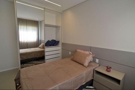 Casa de condomínio para alugar com 208m², 3 quartos e 2 vagas