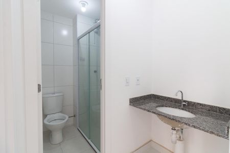 Apartamento à venda com 35m², 2 quartos e sem vaga Apartamento à venda com 35m², 2 quartos e sem vagaBanheiro