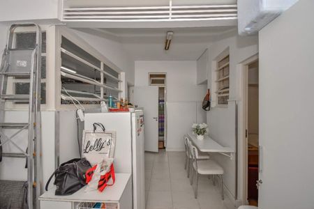Apartamento à venda com 230m², 4 quartos e 2 vagas