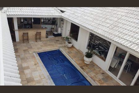 Casa à venda com 429m², 5 quartos e 4 vagas