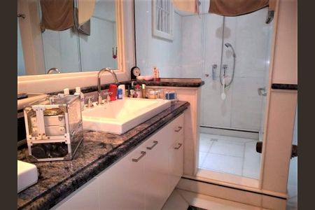 Casa à venda com 994m², 4 quartos e 4 vagas