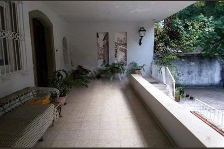 Casa à venda com 425m², 3 quartos e 2 vagas