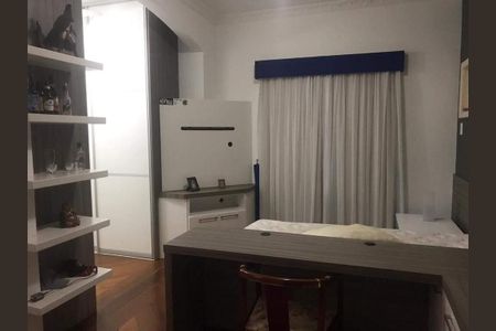 Casa à venda com 565m², 3 quartos e 3 vagas