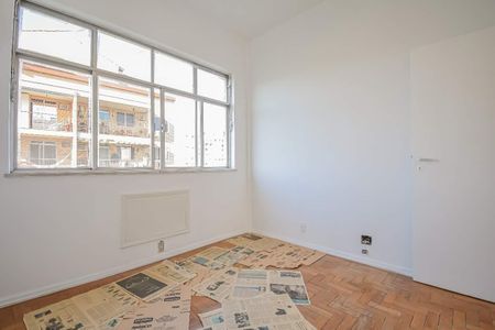 Apartamento à venda com 83m², 2 quartos e 1 vaga
