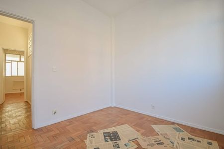 Apartamento à venda com 83m², 2 quartos e 1 vaga