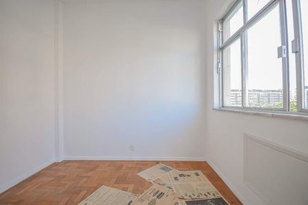 Apartamento à venda com 83m², 2 quartos e 1 vaga