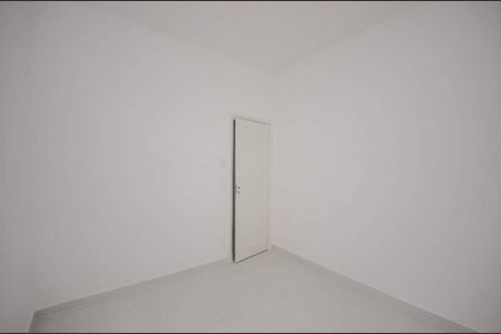 Apartamento à venda com 90m², 2 quartos e sem vaga