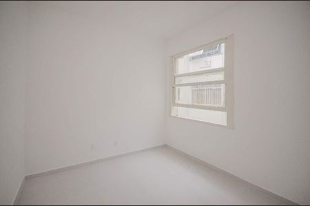 Apartamento à venda com 90m², 2 quartos e sem vaga