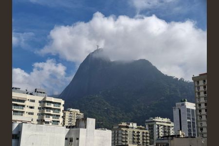 Apartamento à venda com 80m², 3 quartos e sem vaga Apartamento à venda com 80m², 3 quartos e sem vagaVista da suíte